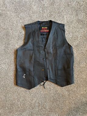 Hot Leathers Black Leather Vest with Harley Davidson Patch Size Medium